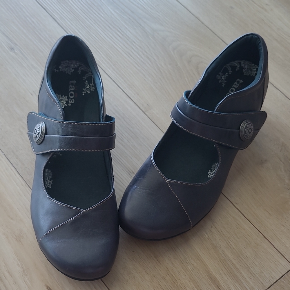 Taos Duchess Womens Shoes S 10 Teal Leather Mary Jane Comfort Low Heels Majesty